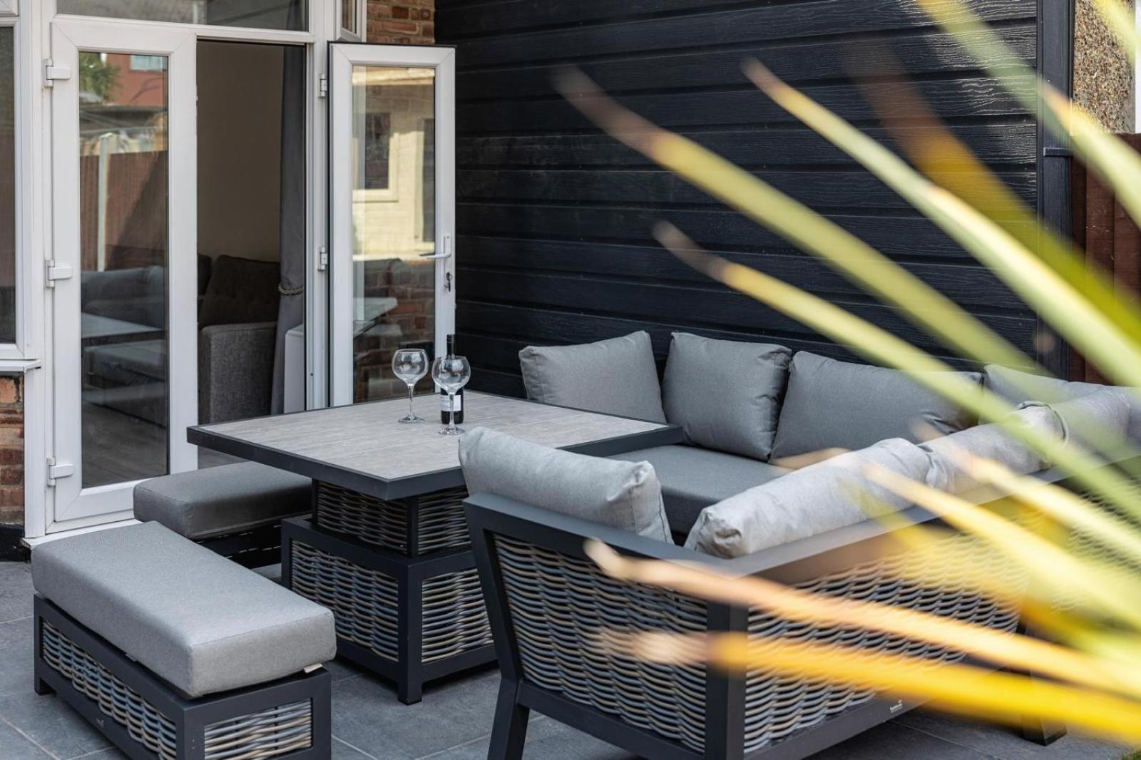 Modern Home With Driveway Parking For 2 Vehicles, Near Tottenham Hotspur Stadium, White Hart Lane Train Station Лондон Экстерьер фото