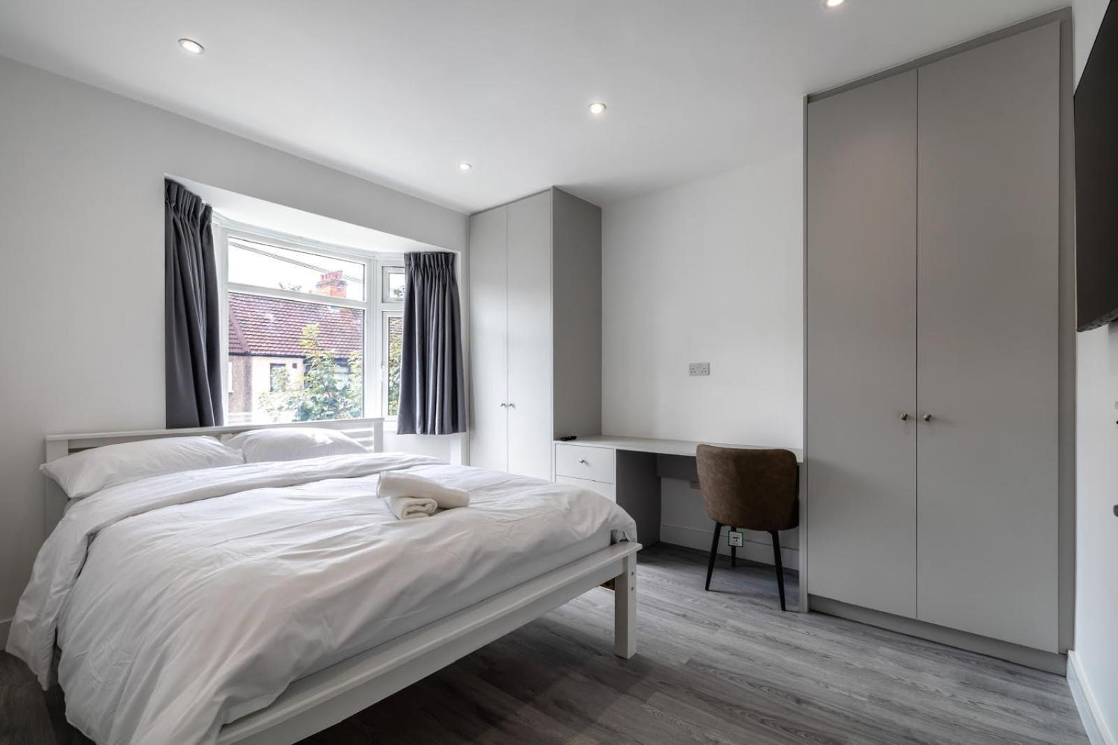 Modern Home With Driveway Parking For 2 Vehicles, Near Tottenham Hotspur Stadium, White Hart Lane Train Station Лондон Экстерьер фото