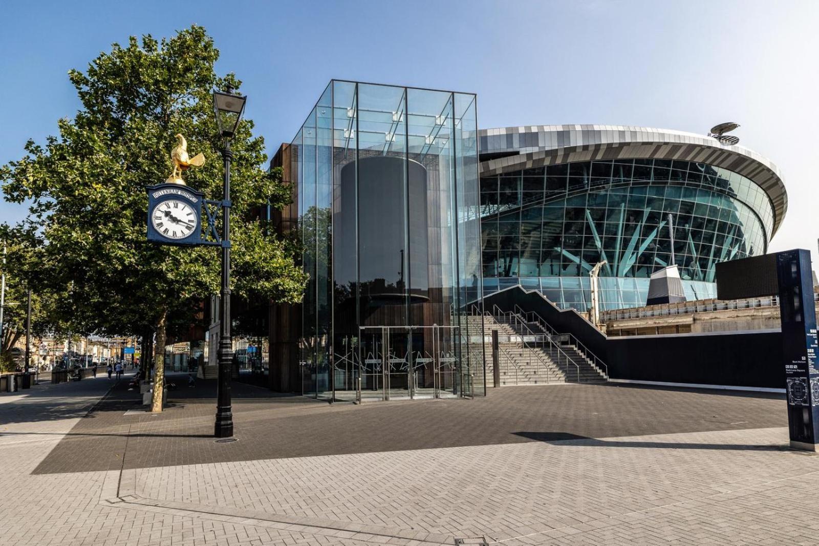 Modern Home With Driveway Parking For 2 Vehicles, Near Tottenham Hotspur Stadium, White Hart Lane Train Station Лондон Экстерьер фото